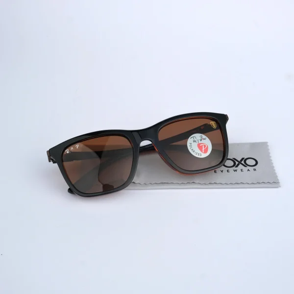 Polarized Brown 443